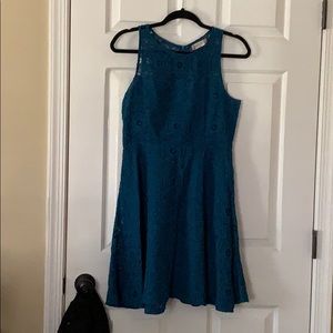 Women’s dress worn twice- like new